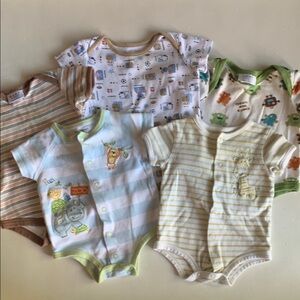 Bundle of 5 One Piece Bodysuits 3-6 months